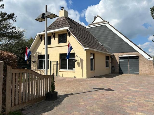 Veendijkhoeve Oosterwolde  Exterior photo